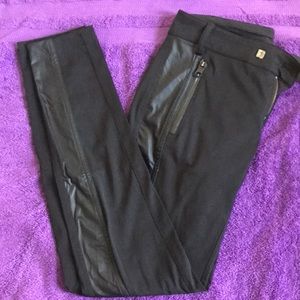 Lululemon pants with zippered pockets
